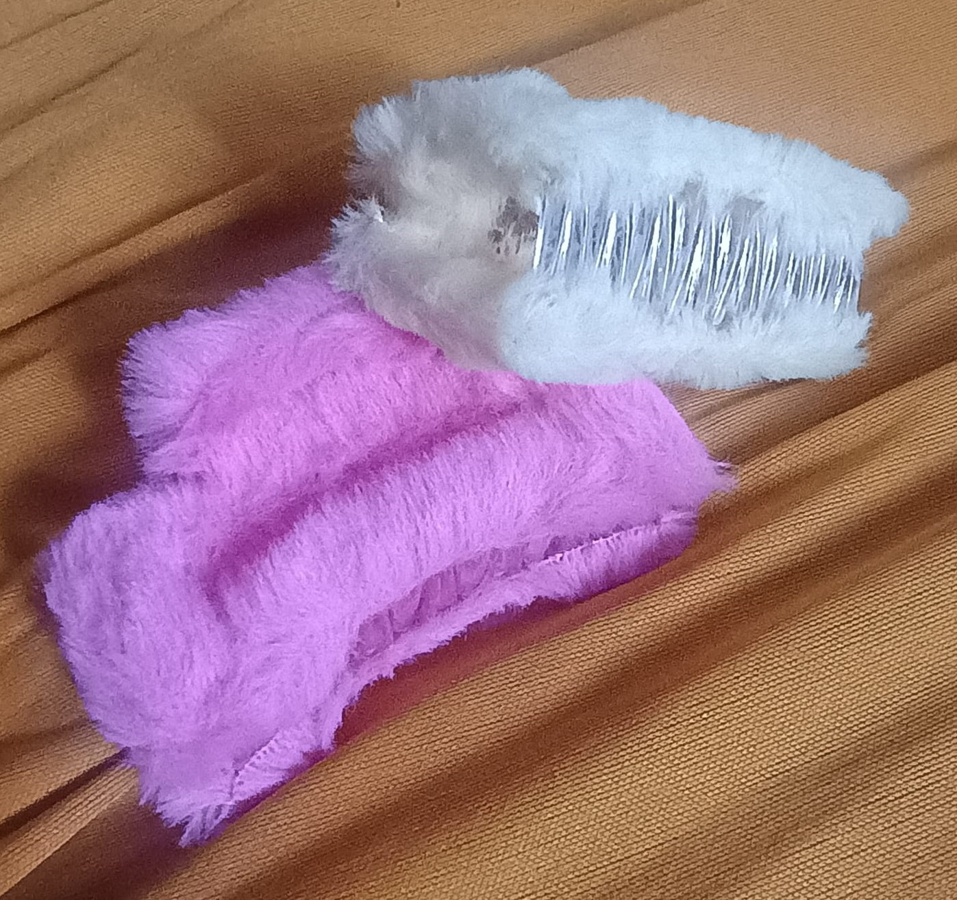 Soft Fur Hair Claw Clip &mdash; Jesse Enterprises